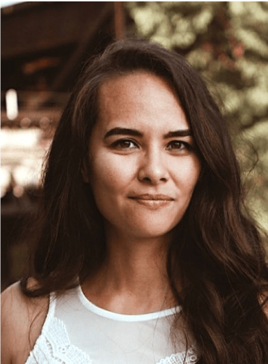 Photo of Nicole Klee (Class of '10)