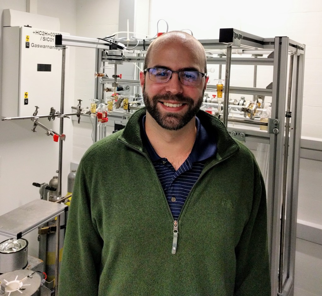 Photo of Keith Searles (Class of '09)